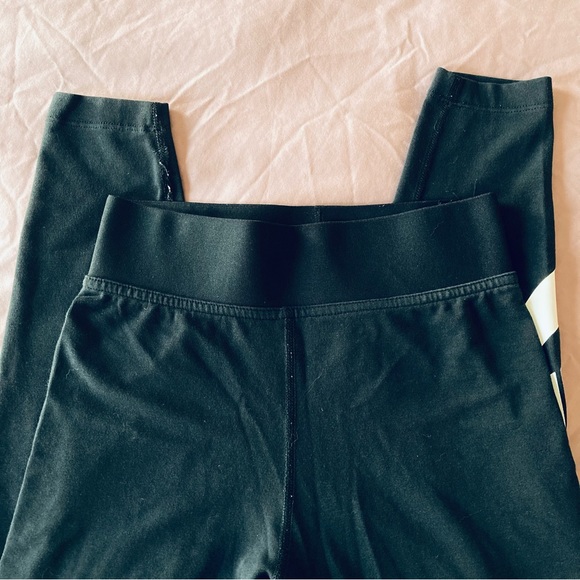 Nike Logo Cotton Blend Leggings - Picture 4 of 5